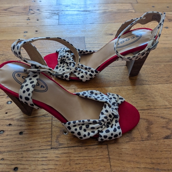 Scoop Retro Polka Dot Peep Toe Heels - Picture 1 of 9